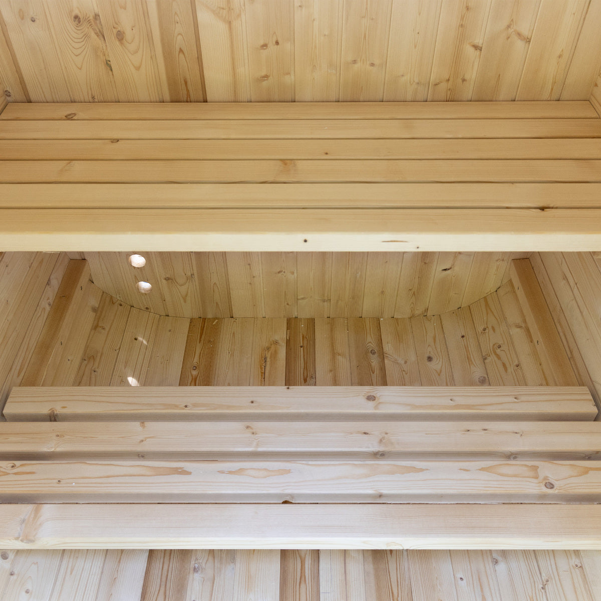 Aura Auris One sauna in backyard setting